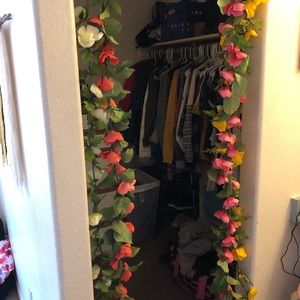 Floral ‘Curtain’ Decor